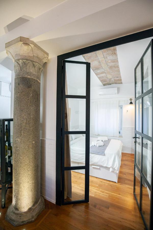Lovely And Modern Flat Near The Colosseum Roma Dış mekan fotoğraf